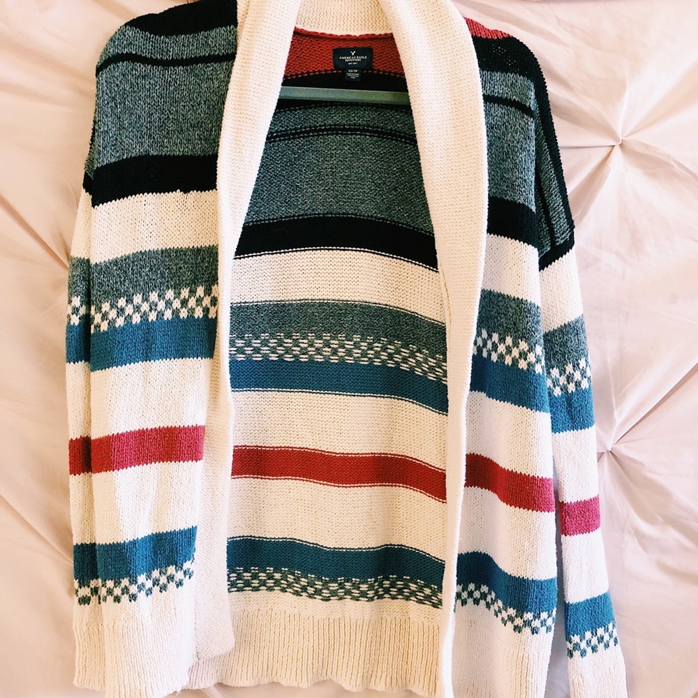 American Eagle Sweater